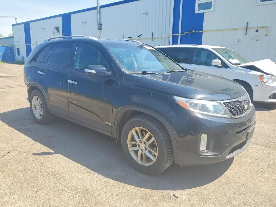 2015 KIA SORENTO LX  
