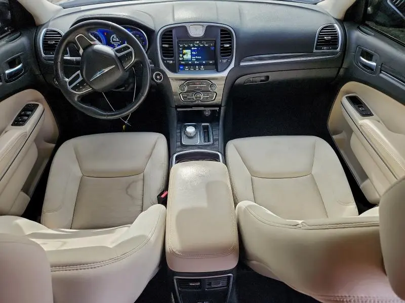 2022 CHRYSLER 300 TOURING  