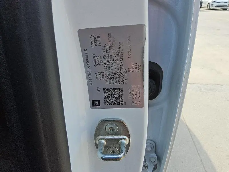 2021 CHEVROLET COLORADO LT  