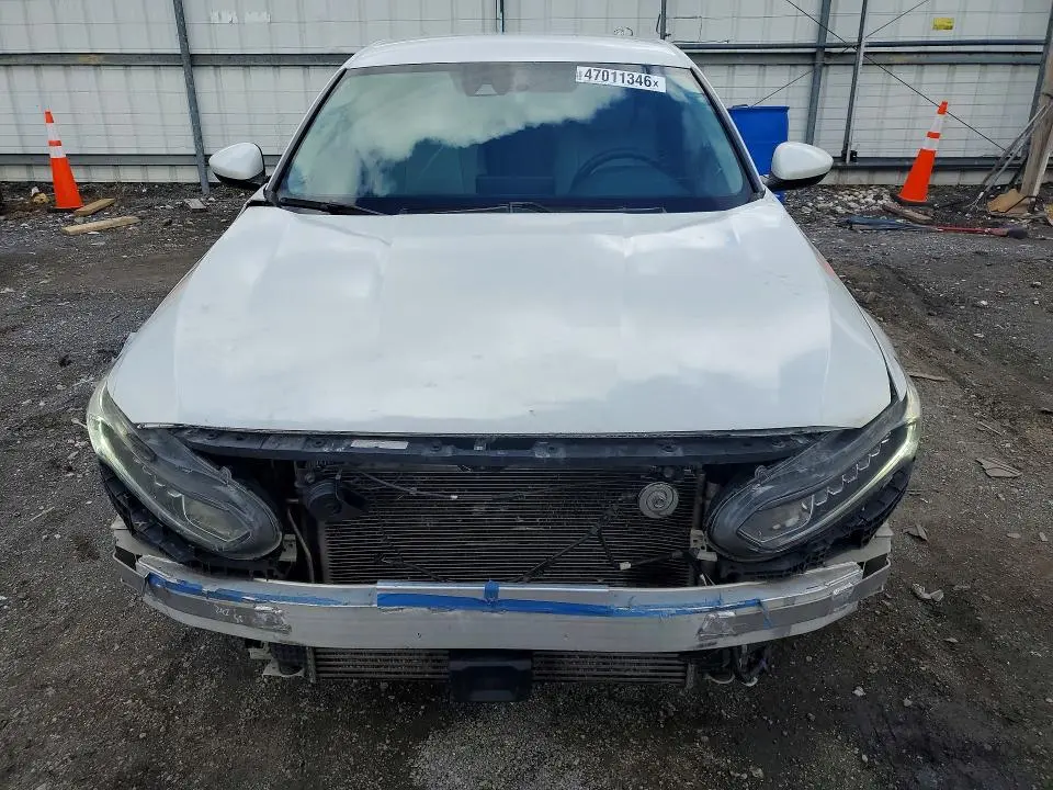 2019 HONDA ACCORD LX  