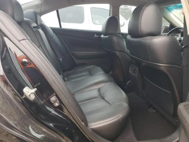 2011 NISSAN MAXIMA S  