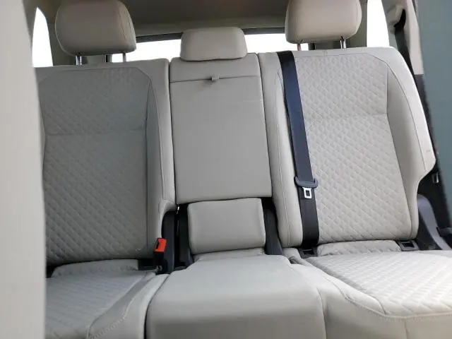 2018 VOLKSWAGEN TIGUAN S  