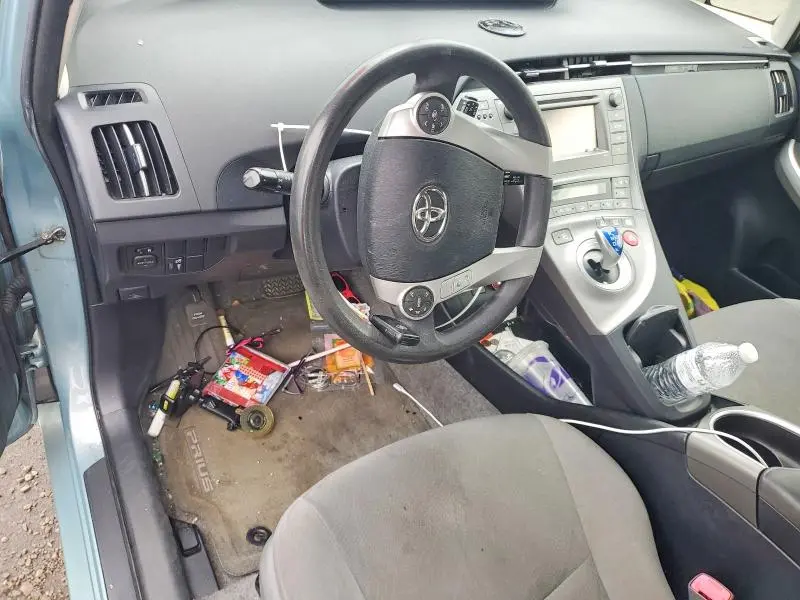 2013 TOYOTA PRIUS TWO  