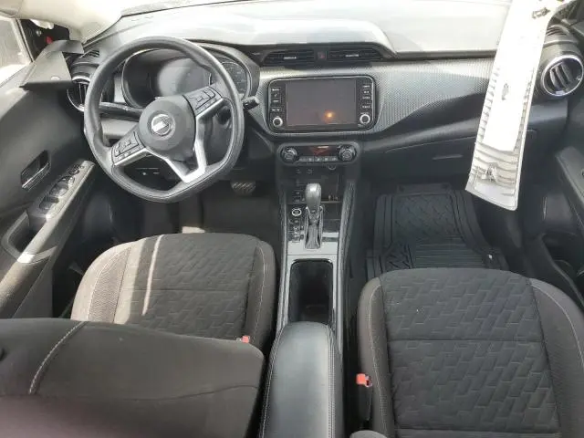 2021 NISSAN KICKS SV  