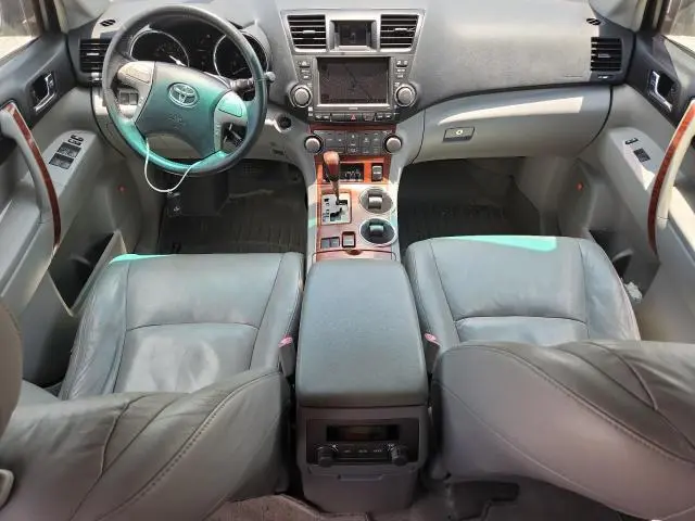 2010 TOYOTA HIGHLANDER LIMITED  