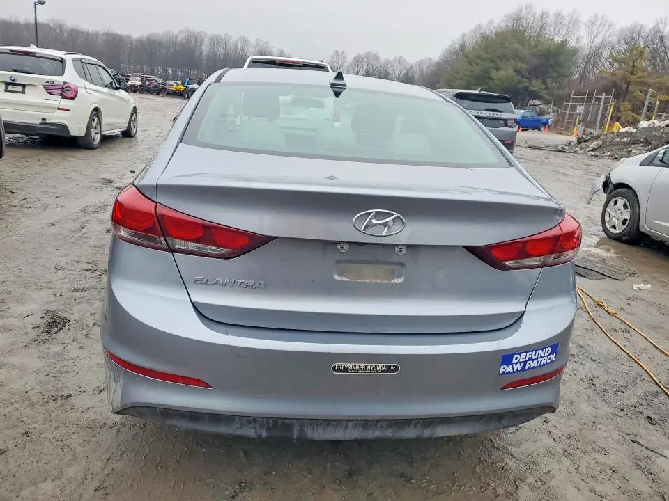 2017 HYUNDAI ELANTRA SE  