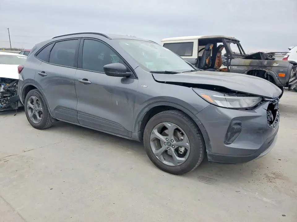 2025 FORD ESCAPE ST LINE  