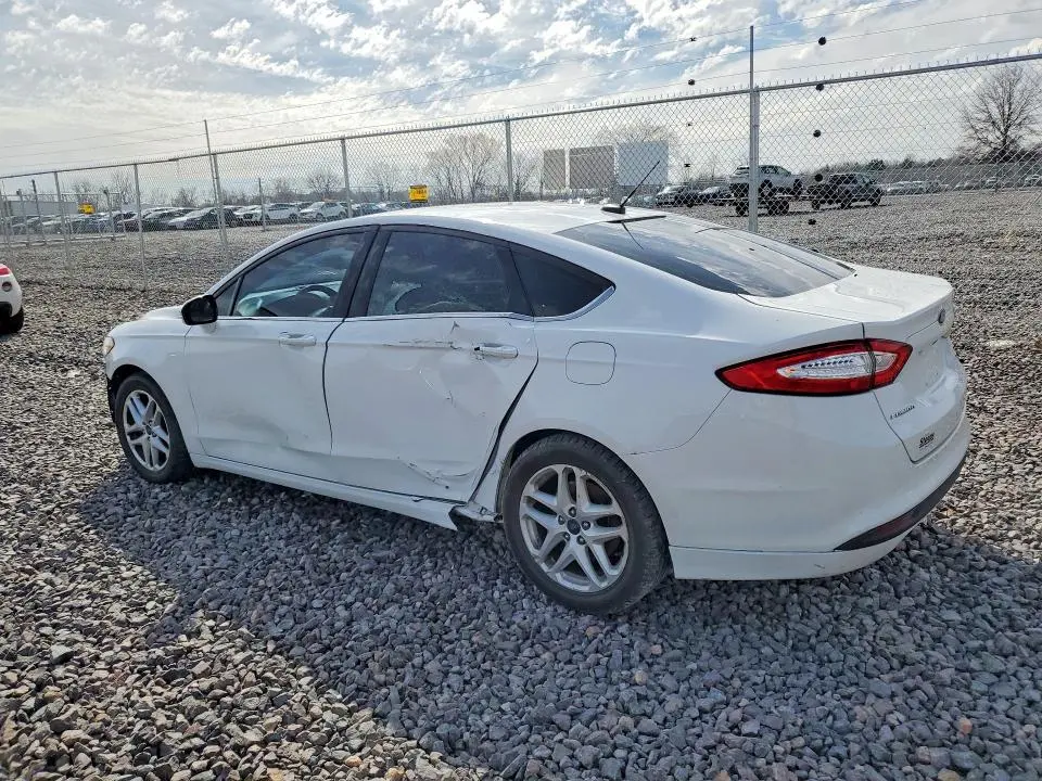 2016 FORD FUSION SE  