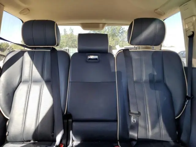 2010 LAND ROVER RANGE ROVER HSE LUXURY  