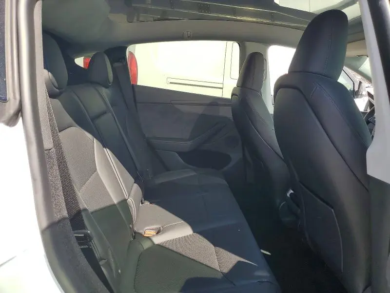2026 TESLA MODEL Y   