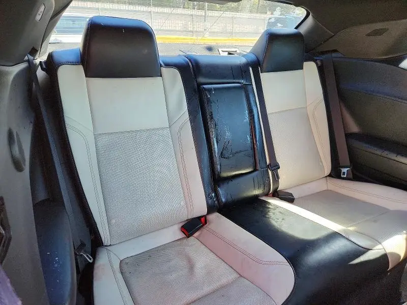 2016 DODGE CHALLENGER SXT  