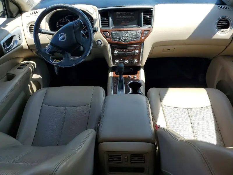 2017 NISSAN PATHFINDER PLATINUM  