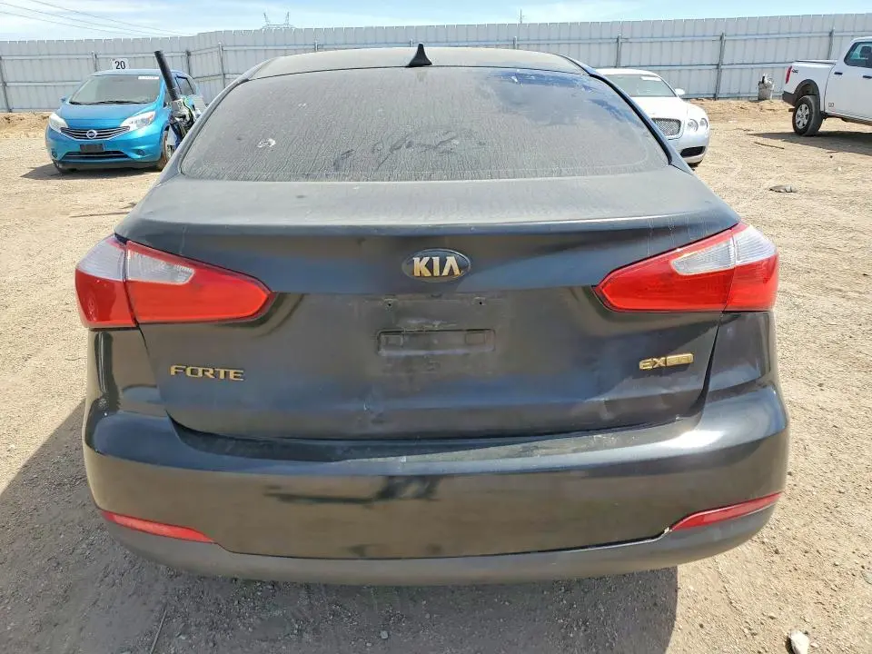 2014 KIA FORTE LX  