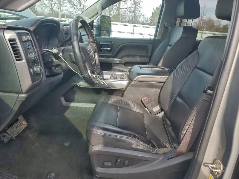 2017 GMC SIERRA K2500 SLT  