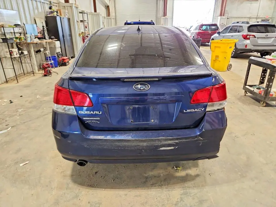 2011 SUBARU LEGACY 2.5I LIMITED  
