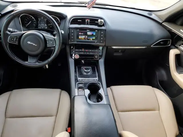 2017 JAGUAR F-PACE PREMIUM