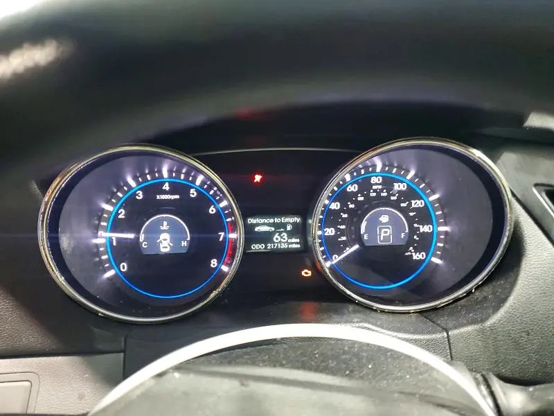 2011 HYUNDAI SONATA GLS  