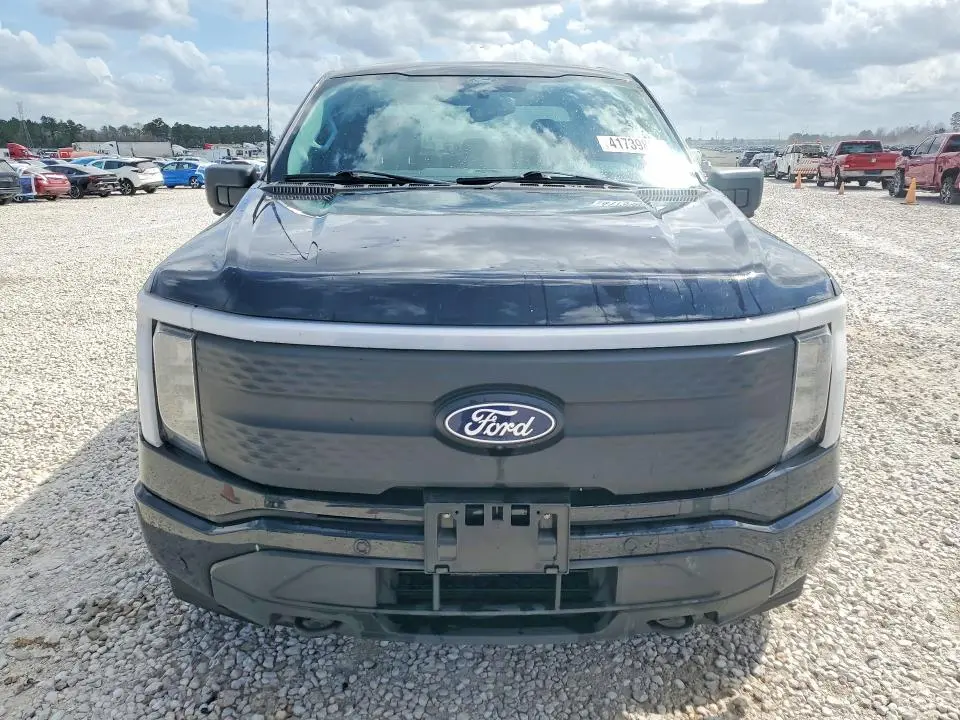 2024 FORD F150 LIGHTNING XLT  