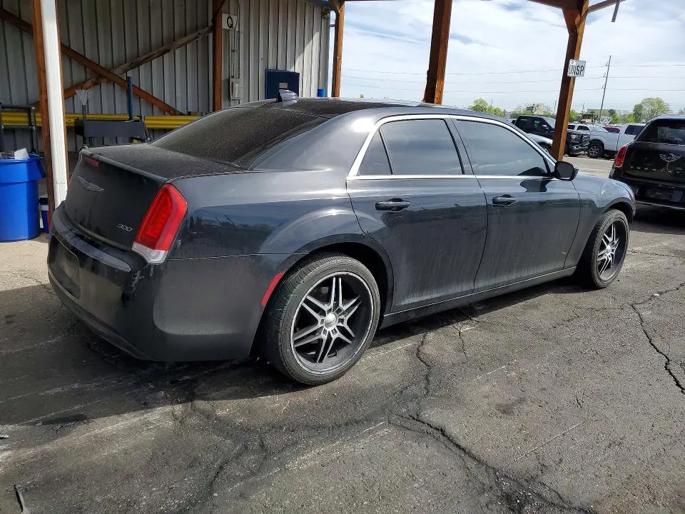 2015 CHRYSLER 300 LIMITED  
