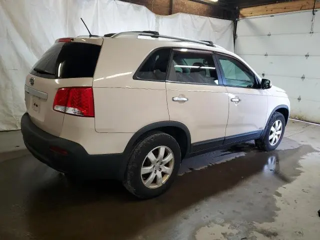 2011 KIA SORENTO BASE  