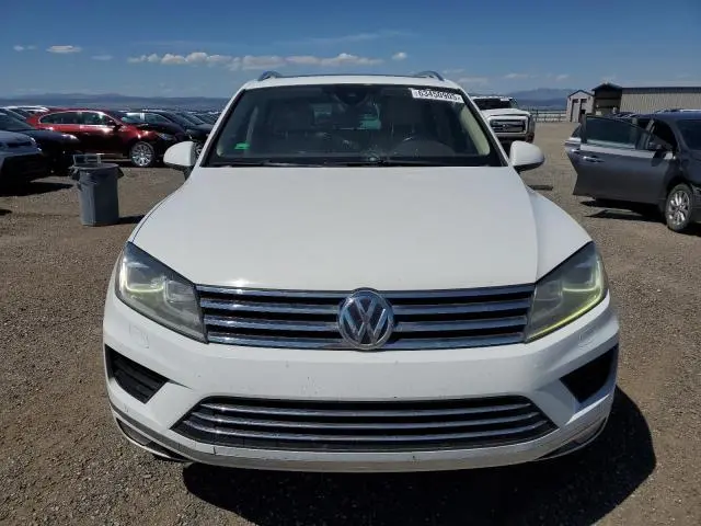 2016 VOLKSWAGEN TOUAREG SPORT  