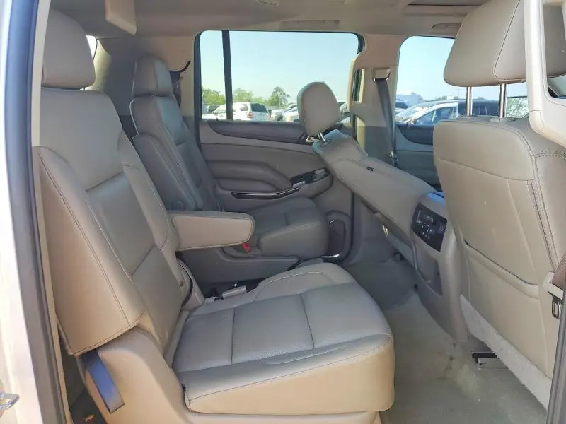 2017 GMC YUKON XL C1500 SLT  