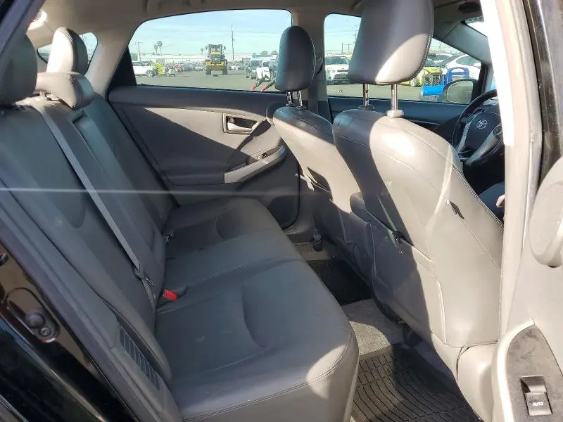 2010 TOYOTA PRIUS IV  