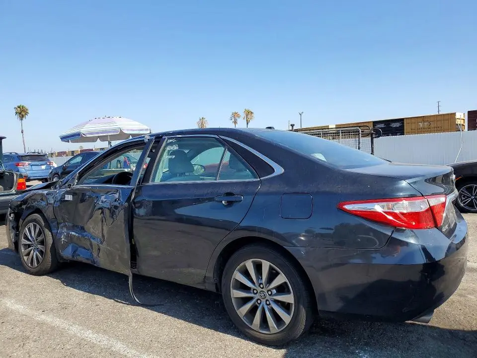 2016 TOYOTA CAMRY XLE V6  