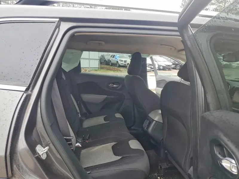 2014 JEP CHEROKEE LATITUDE  