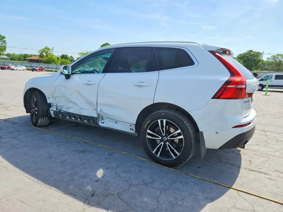 2018 VOLVO XC60 T6 MOMENTUM  