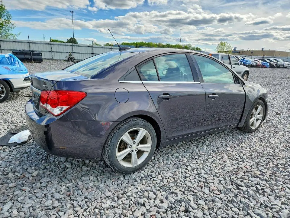 2015 CHEVROLET CRUZE LT  