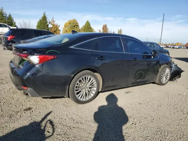 2019 TOYOTA AVALON XLE  