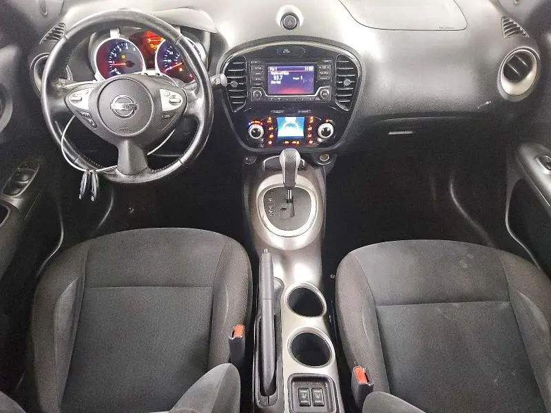 2017 NISSAN JUKE SV  