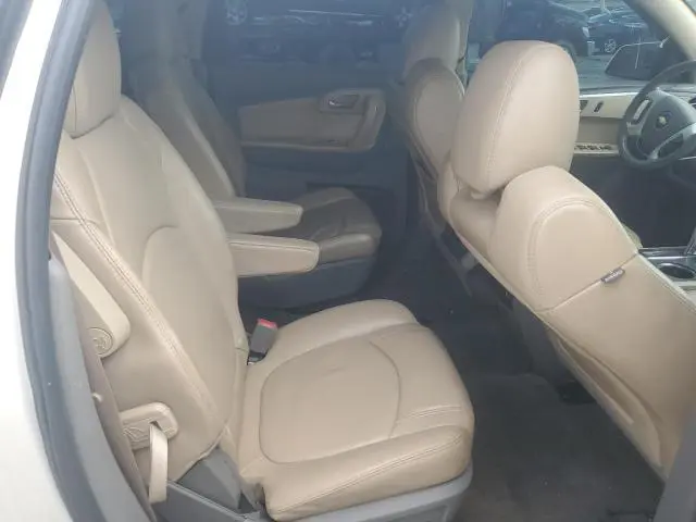 2012 CHEVROLET TRAVERSE LT  