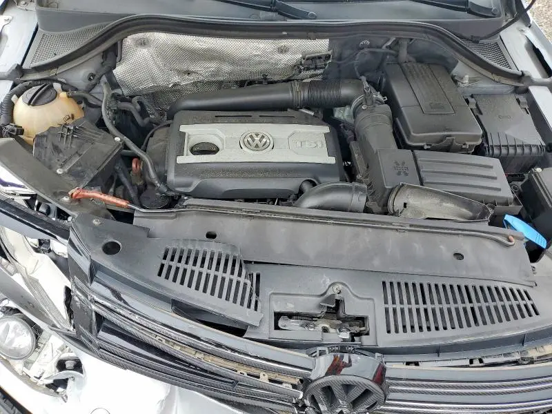 2012 VOLKSWAGEN TIGUAN S  