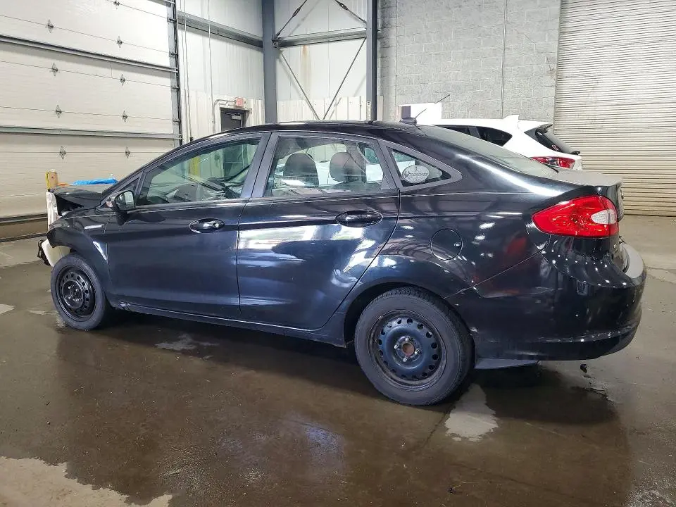 2013 FORD FIESTA SE  