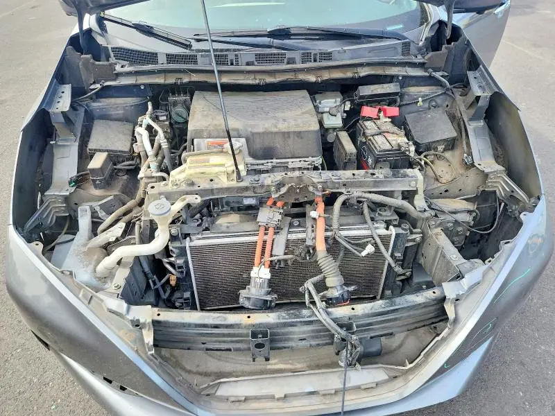 2018 NISSAN LEAF SL  