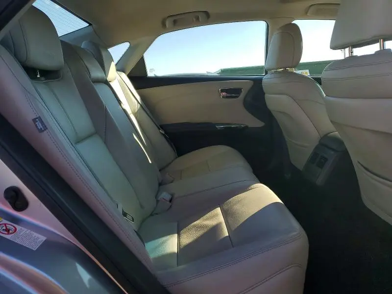 2016 TOYOTA AVALON XLE  