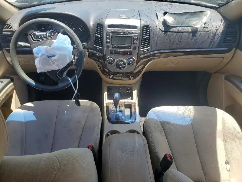 2010 HYUNDAI SANTA FE GLS  