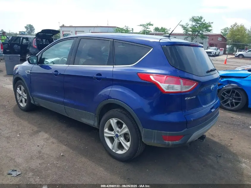 2015 FORD ESCAPE SE