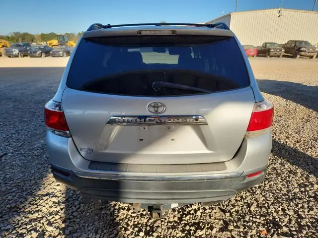 2011 TOYOTA HIGHLANDER BASE  