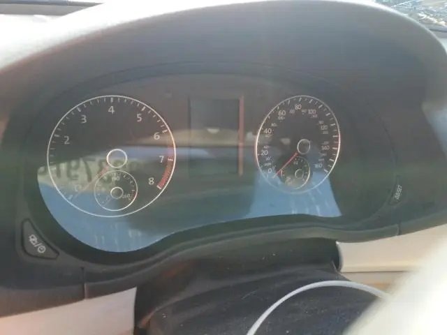 2013 VOLKSWAGEN PASSAT SE  