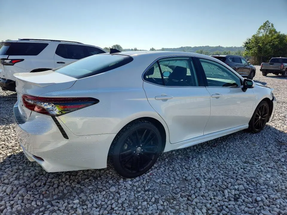 2021 TOYOTA CAMRY XSE  