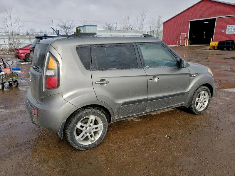 2011 KIA SOUL +  