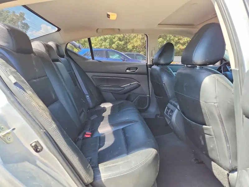 2019 NISSAN ALTIMA SV  