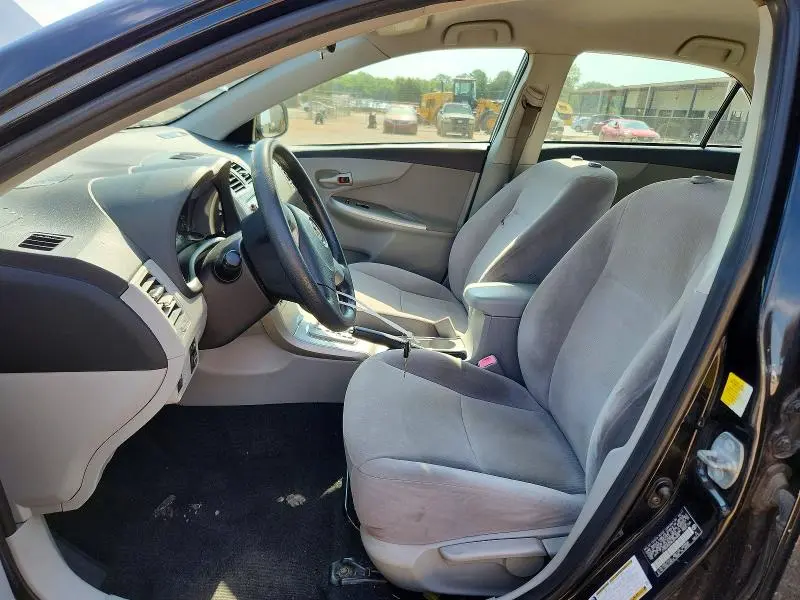 2011 TOYOTA COROLLA LE  