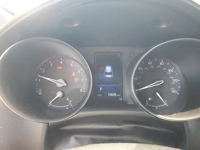 2018 TOYOTA C-HR XLE  