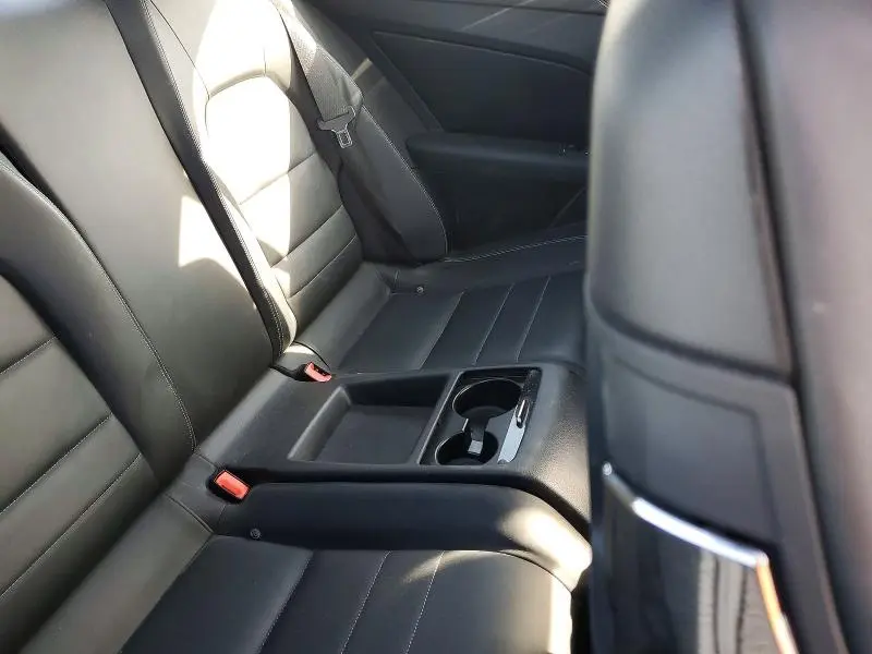 2010 MERCEDES-BENZ E 550  