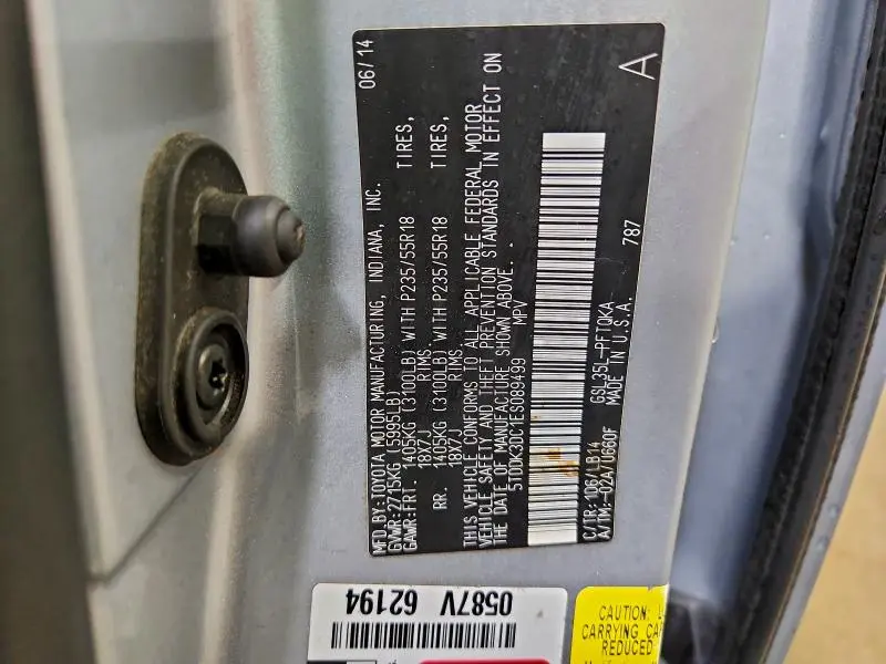 2014 TOYOTA SIENNA XLE  