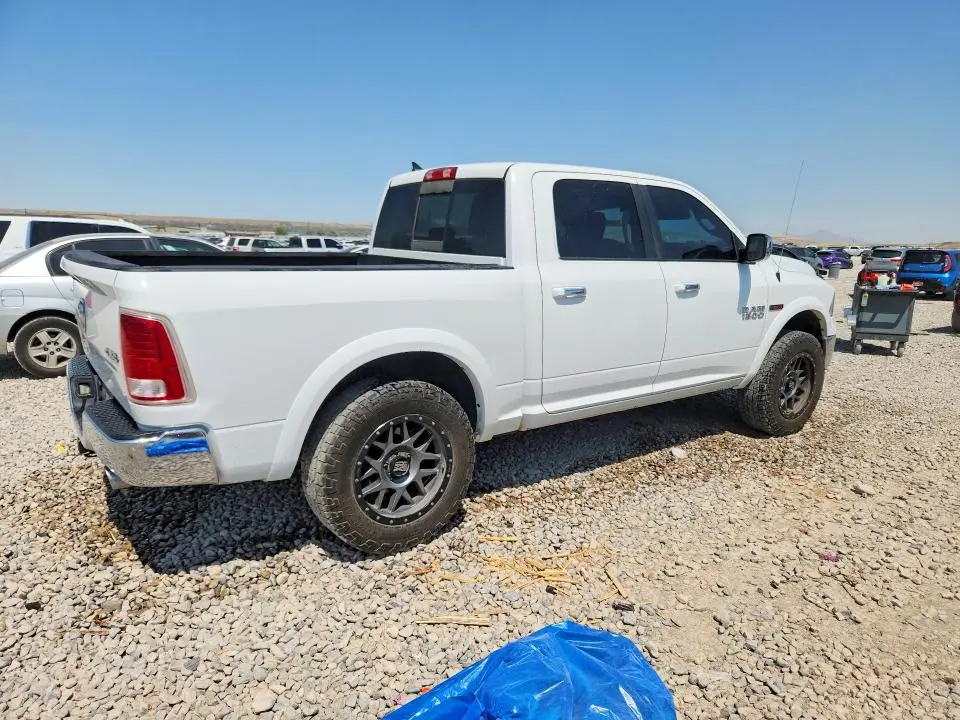 2015 RAM 1500 LARAMIE  